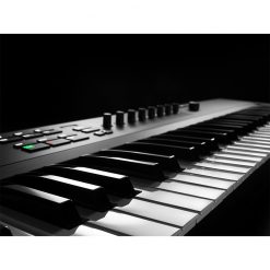 Native Instruments Komplete Kontrol A61 Keyboard Controller-08