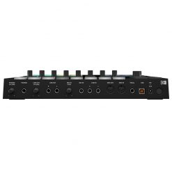 Native Instruments Maschine Mk3 Controller-02