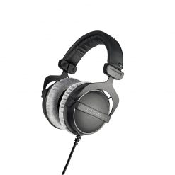 Beyerdynamic DT 770 Pro 250 ohm Closed Studio Headphones-02