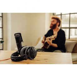 Beyerdynamic DT 770 Pro 250 ohm Closed Studio Headphones-06