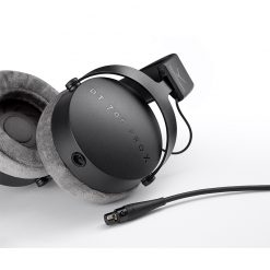Beyerdynamic DT 700 PRO X Studio Headphone-04