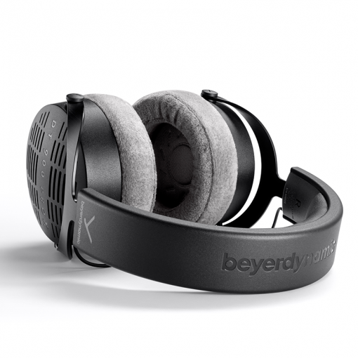 Beyerdynamic-DT-900-PRO-X-Studio-Headphone-07