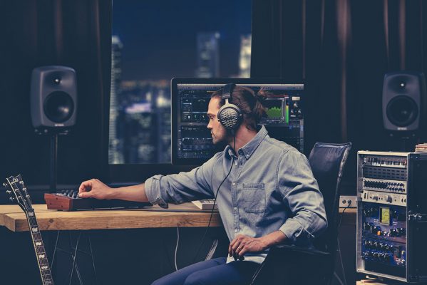 beyerdynamic-dt1990-pro-openback-studio-headphones