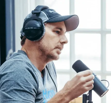 beyerdynamic-studio-headphone-podcast