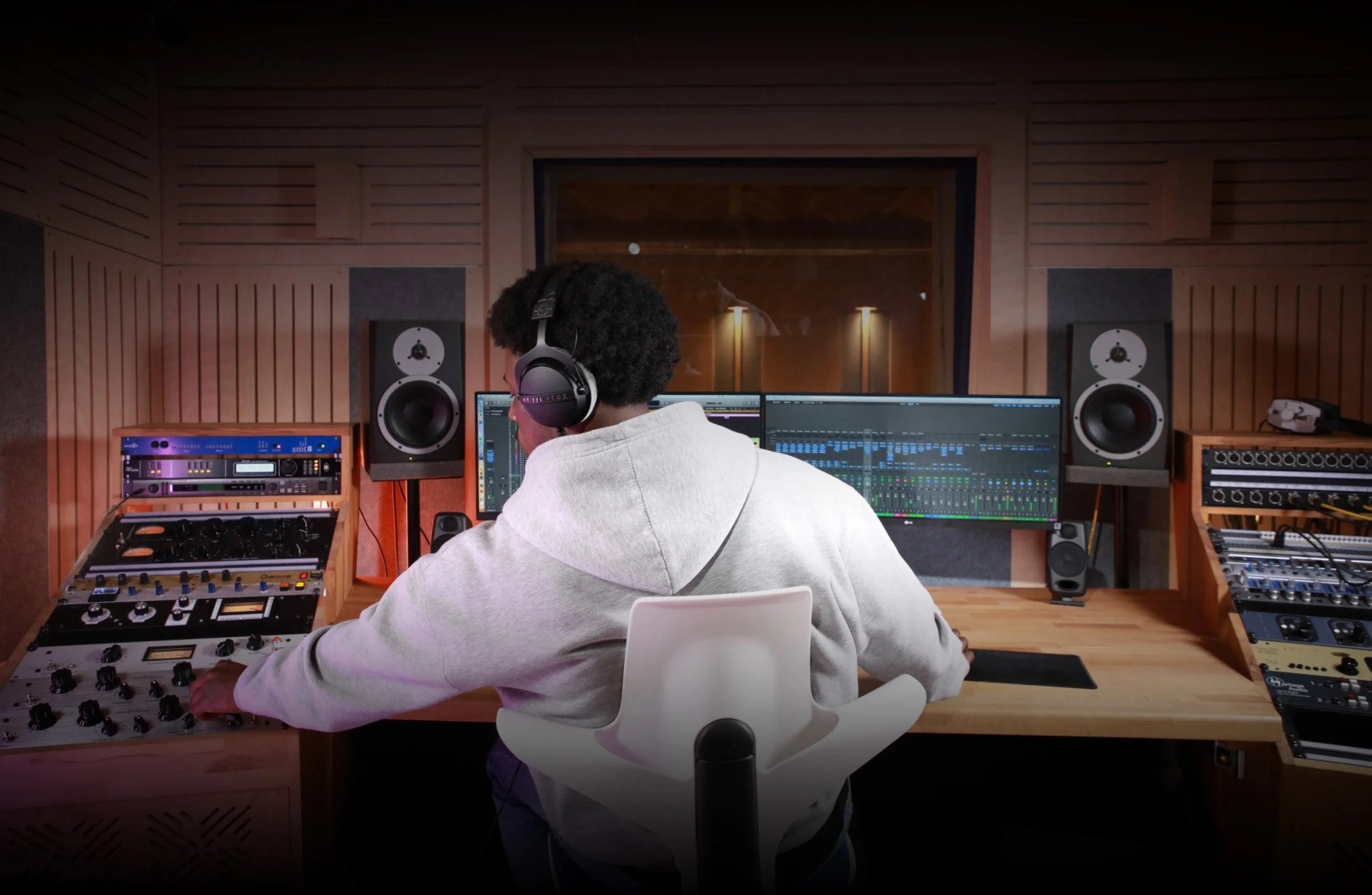 Beyerdynamic DT 770 Pro X Limited Edition Studio Headphone-08