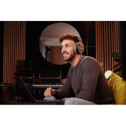 Beyerdynamic DT 990 Pro 80 ohm Open-back Studio Headphones-03