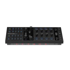 Native InstrumentsTraktor X1 – Portable USB DJ Controller-03