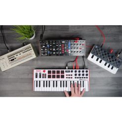 Akai MPK Mini Plus 37-key Compact Keyboard Controller-09