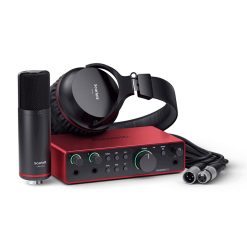 Focusrite Scarlett 2i2 Studio 4th Gen Recording Bundle-01